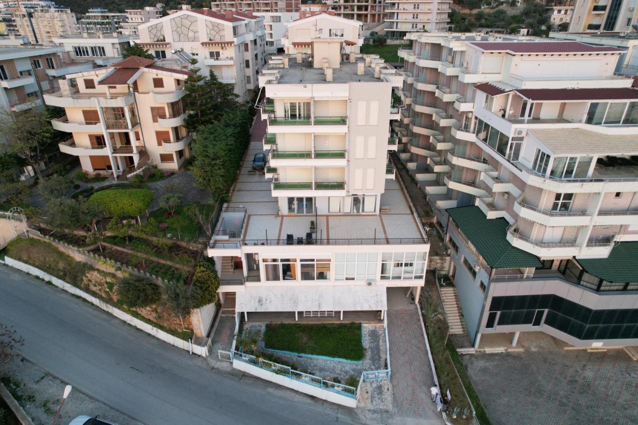 Hotel The Blue Horizon Vlorë Exterior foto