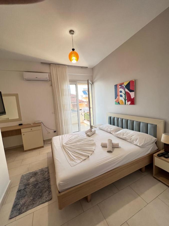 Hotel The Blue Horizon Vlorë Exterior foto