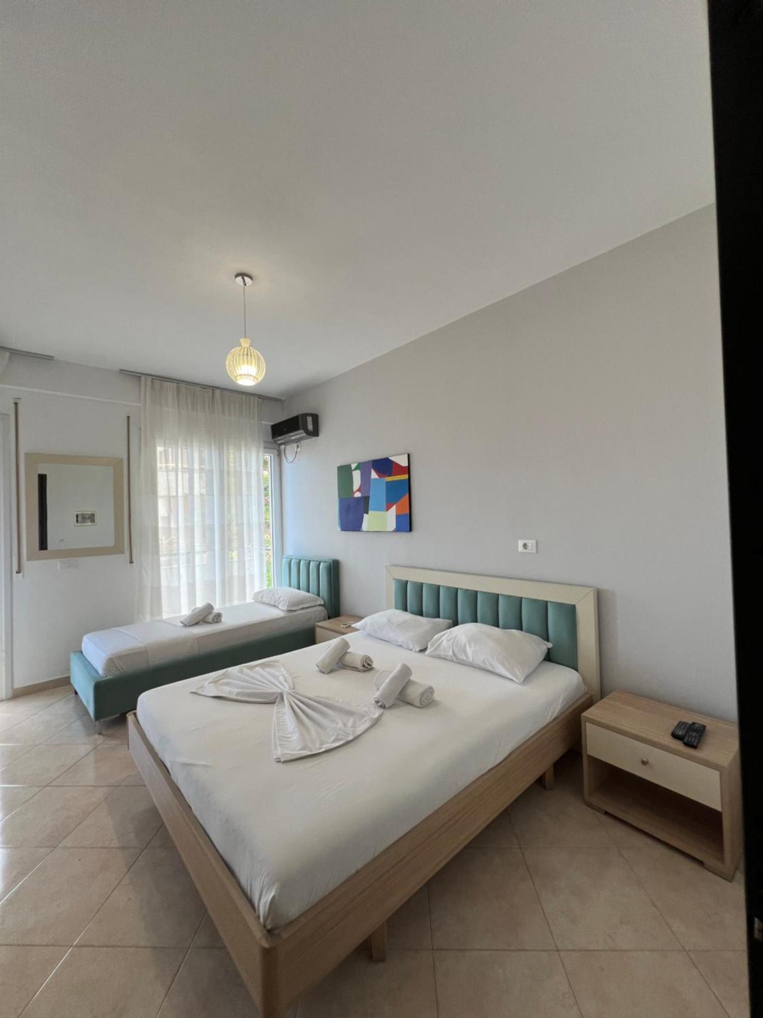 Hotel The Blue Horizon Vlorë Exterior foto