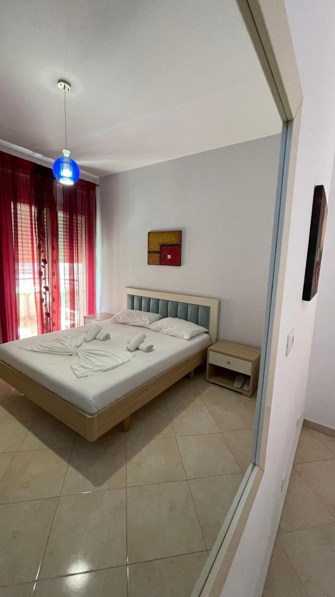 Hotel The Blue Horizon Vlorë Exterior foto